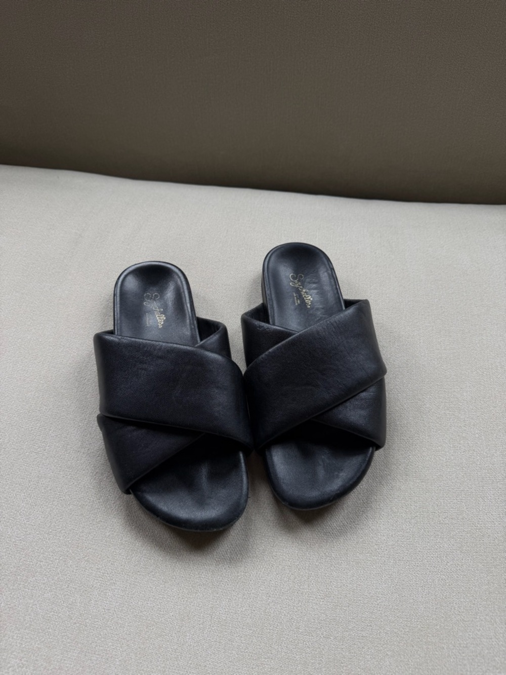 Seychelles Heartfelt Women's Criss Cross Sandal in Black, Size 9